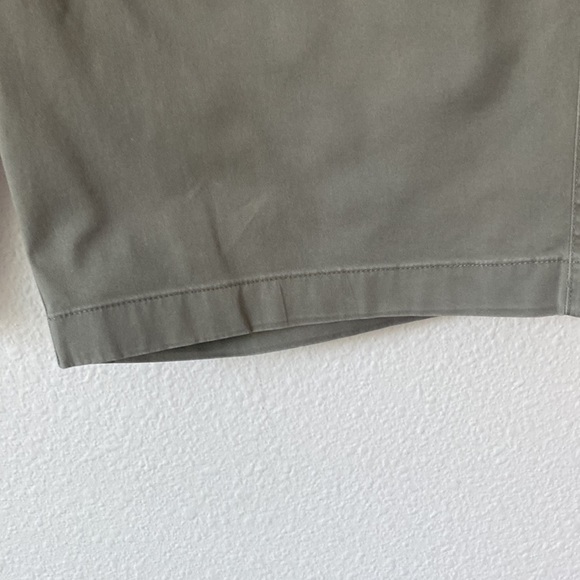 J.Crew Men’s Chino Sage Green Stretch Shorts 9’ Size 35 - Picture 6 of 15